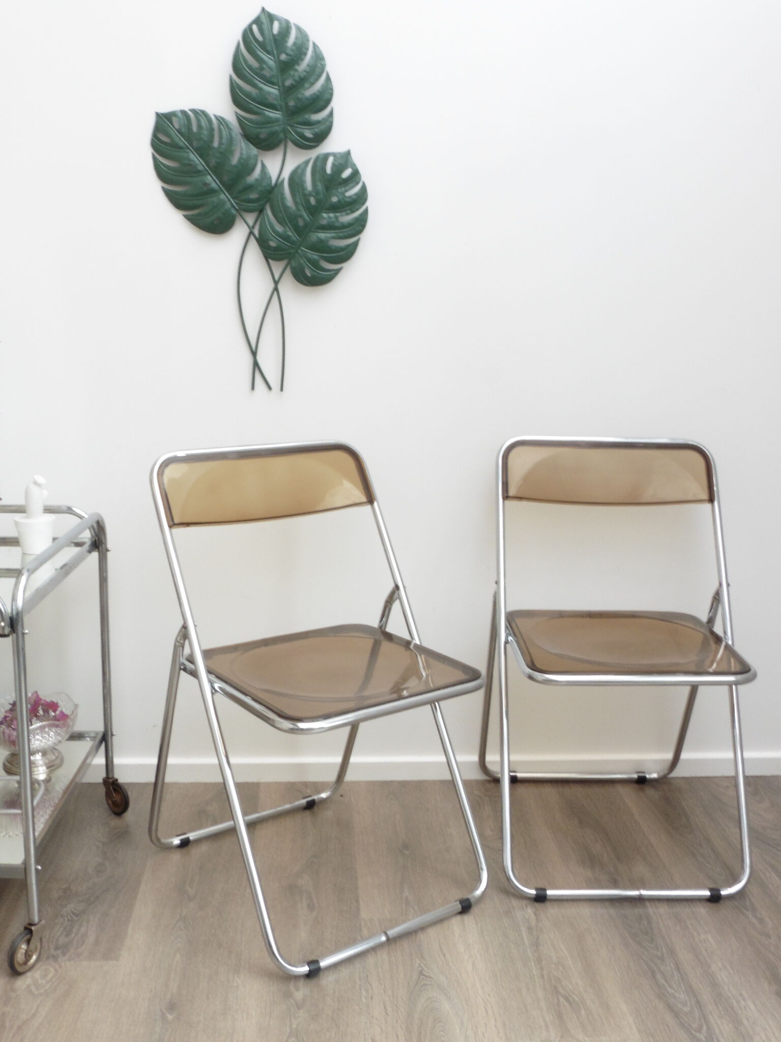 2 chairs folding plexiglass smoked