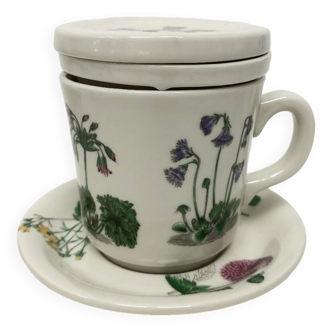Flowery teapot