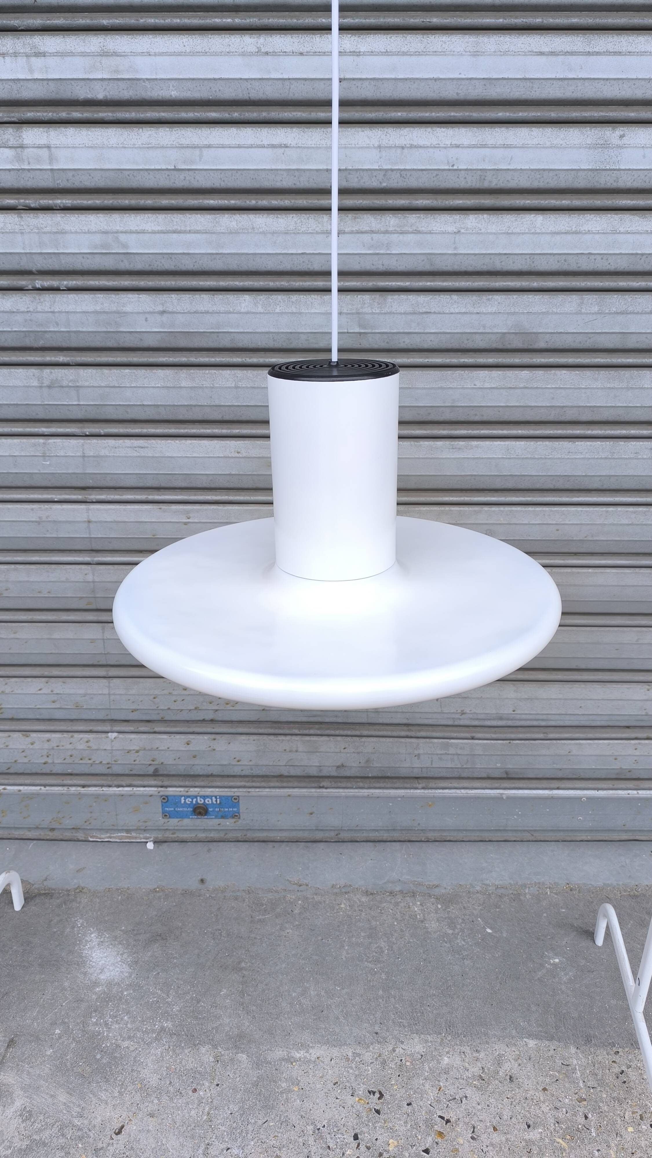 Pendolita pendant light by Lita