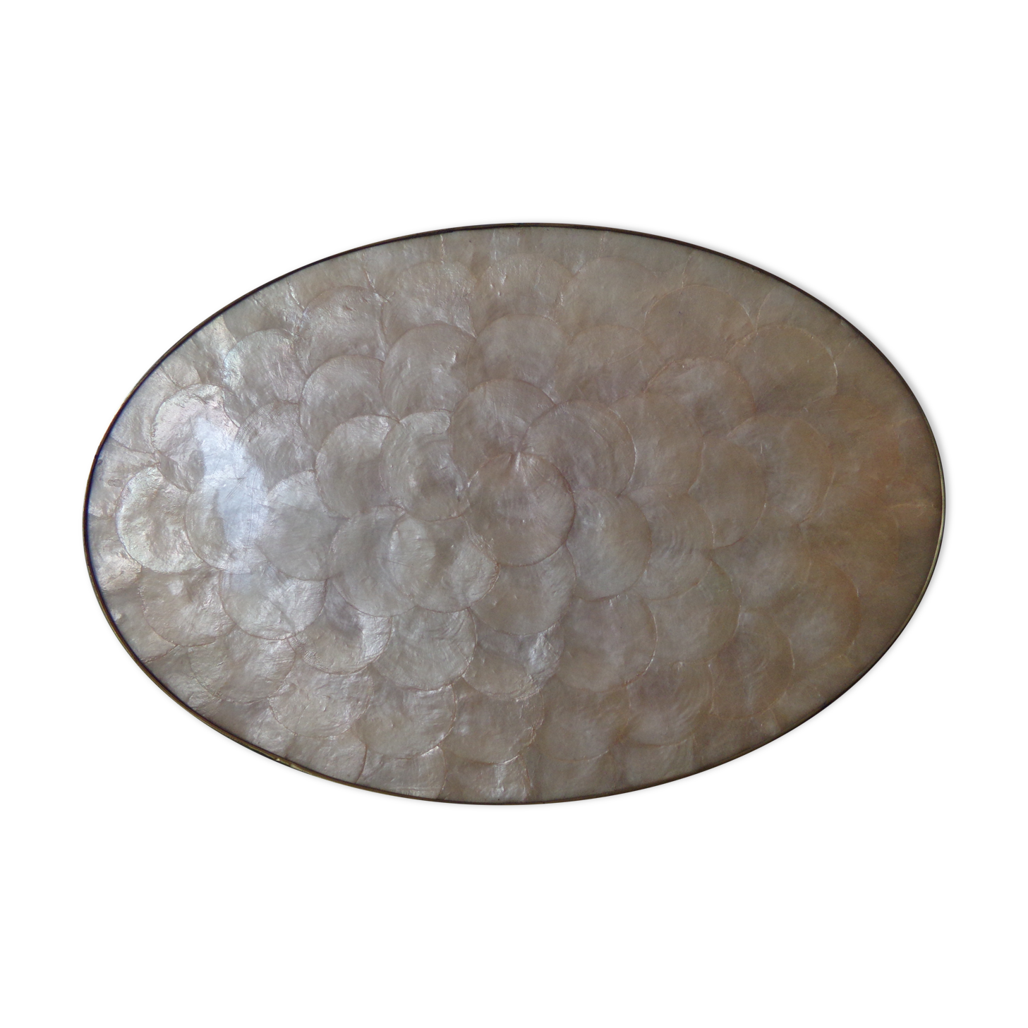 Oval top in mother-of-pearl and brass