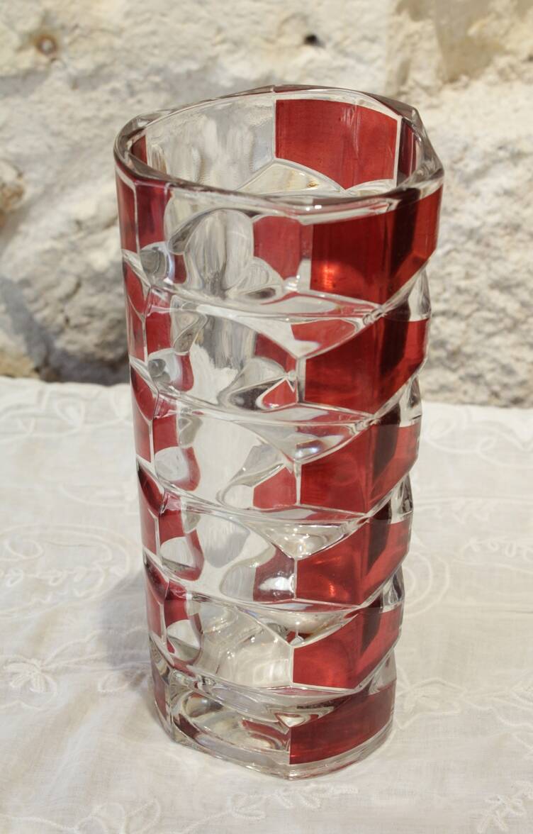 Ruby-colored glass vase by JG Durand and produced by Luminarc circa 1970