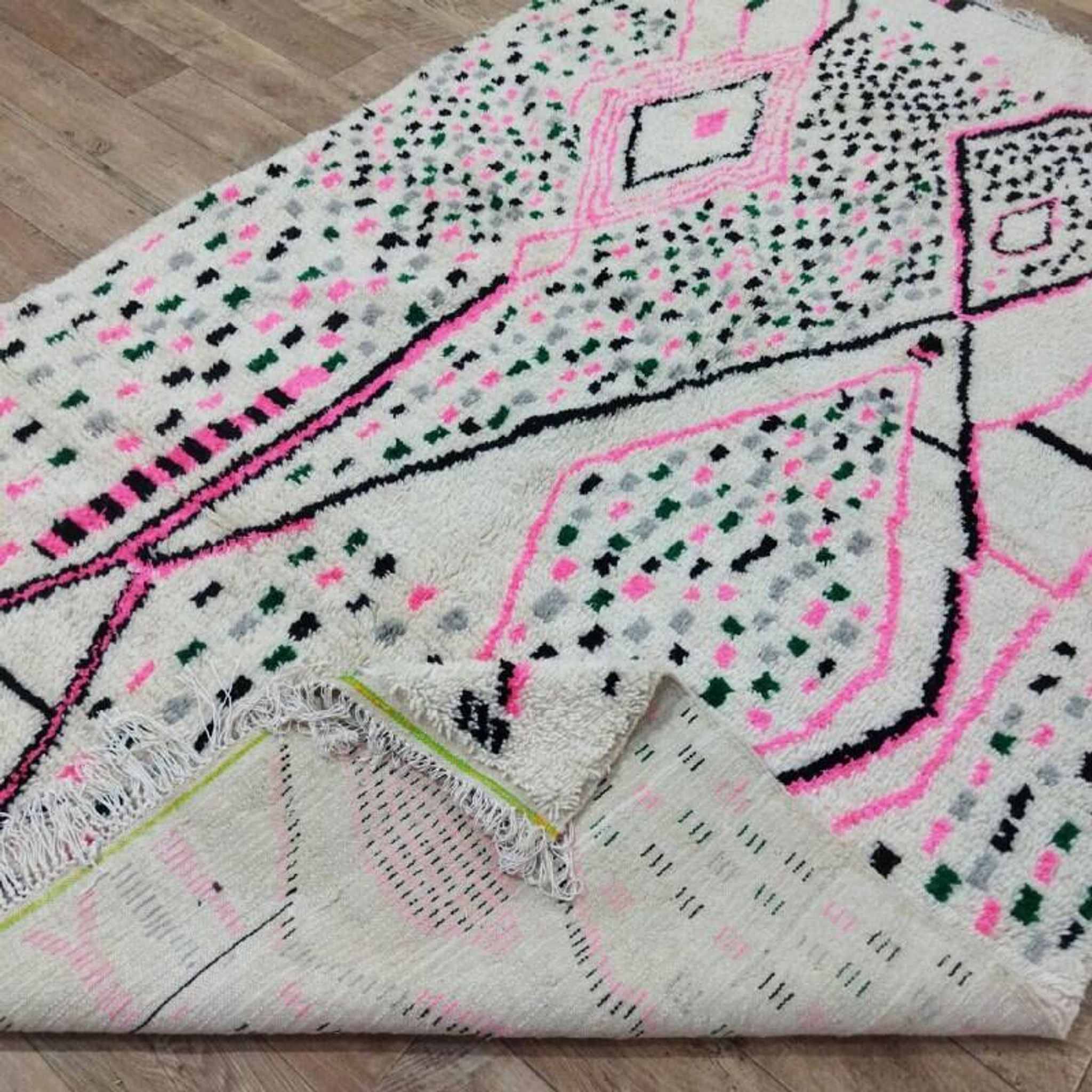 Handmade wool Berber rug 300x190 cm