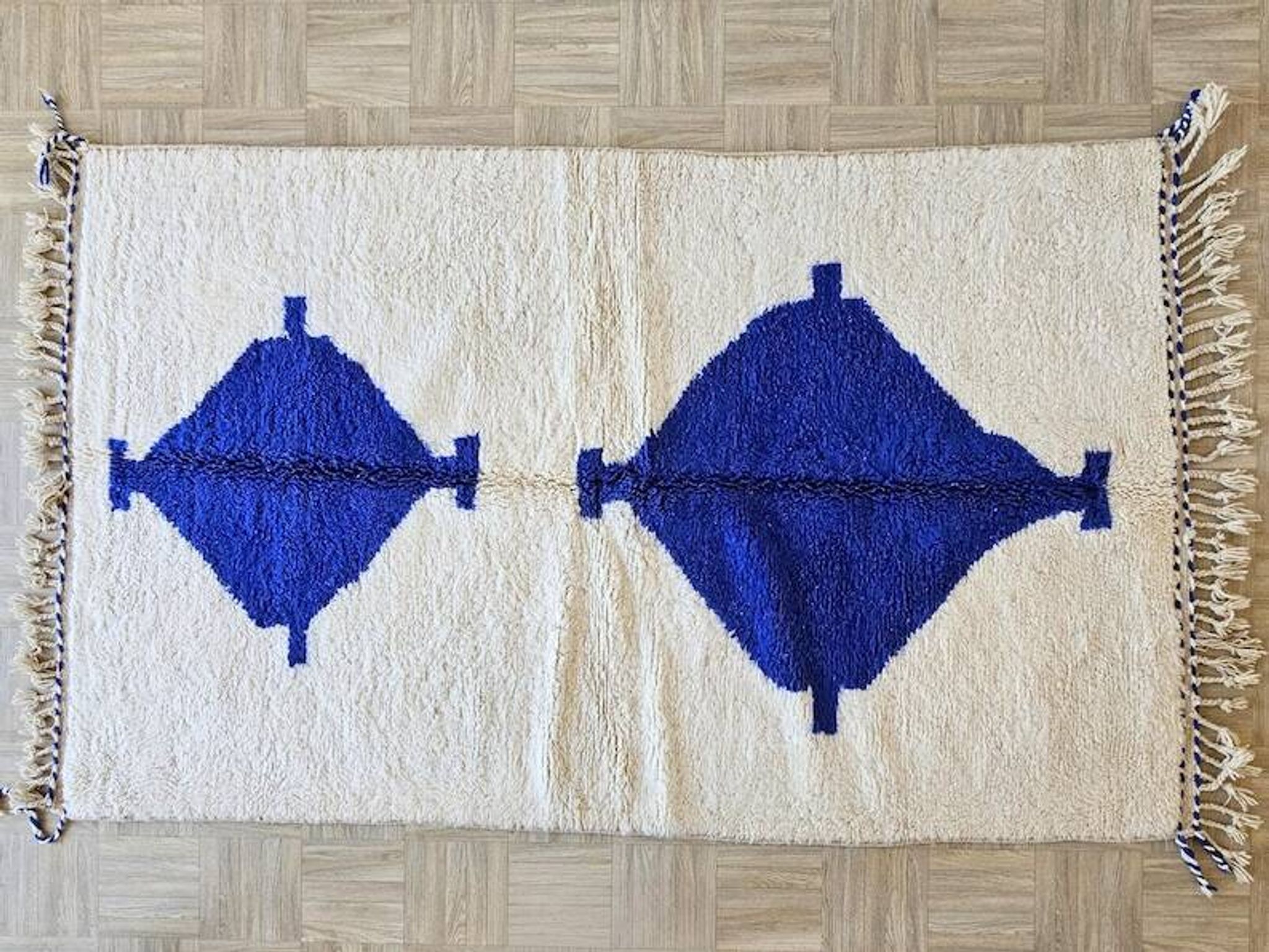 Moroccan Berber rug 200cm x 300cm