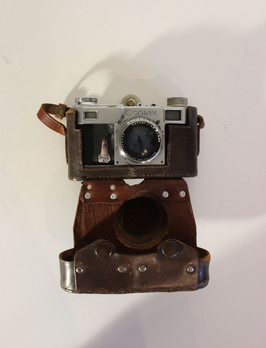 Appareil photo Contax carl zeiss jena ikon avec son étui