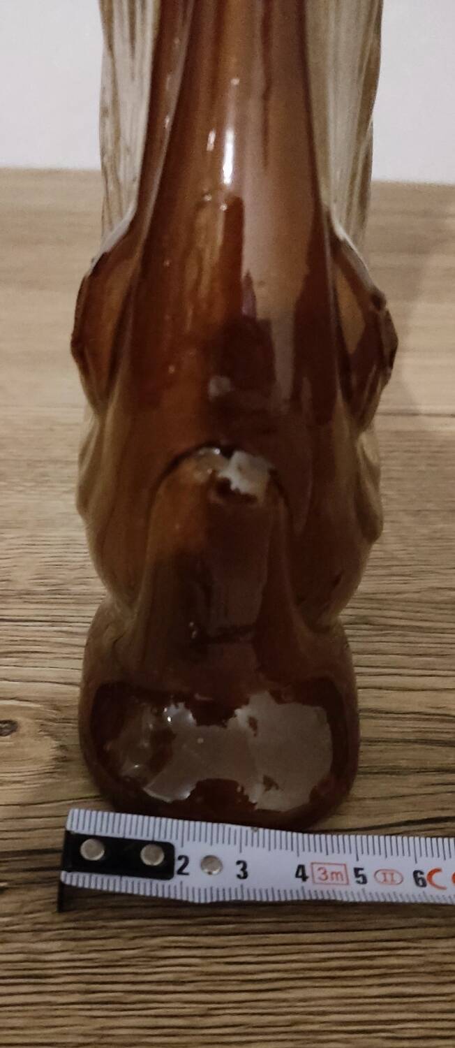 Ceramic soliflore vase with swan decor