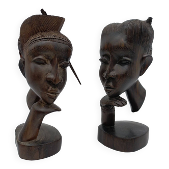 2 statuettes africaines en ébène .