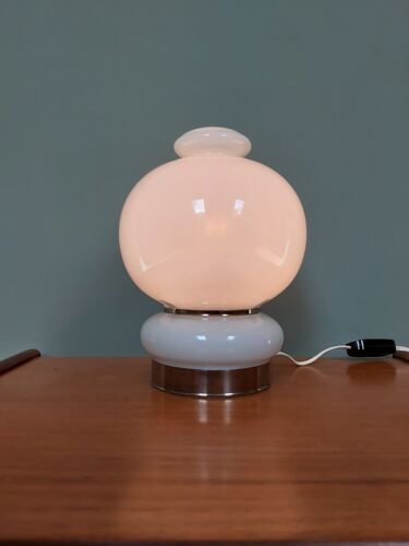 Lampe vintage en opaline blanche, style space age, années 70