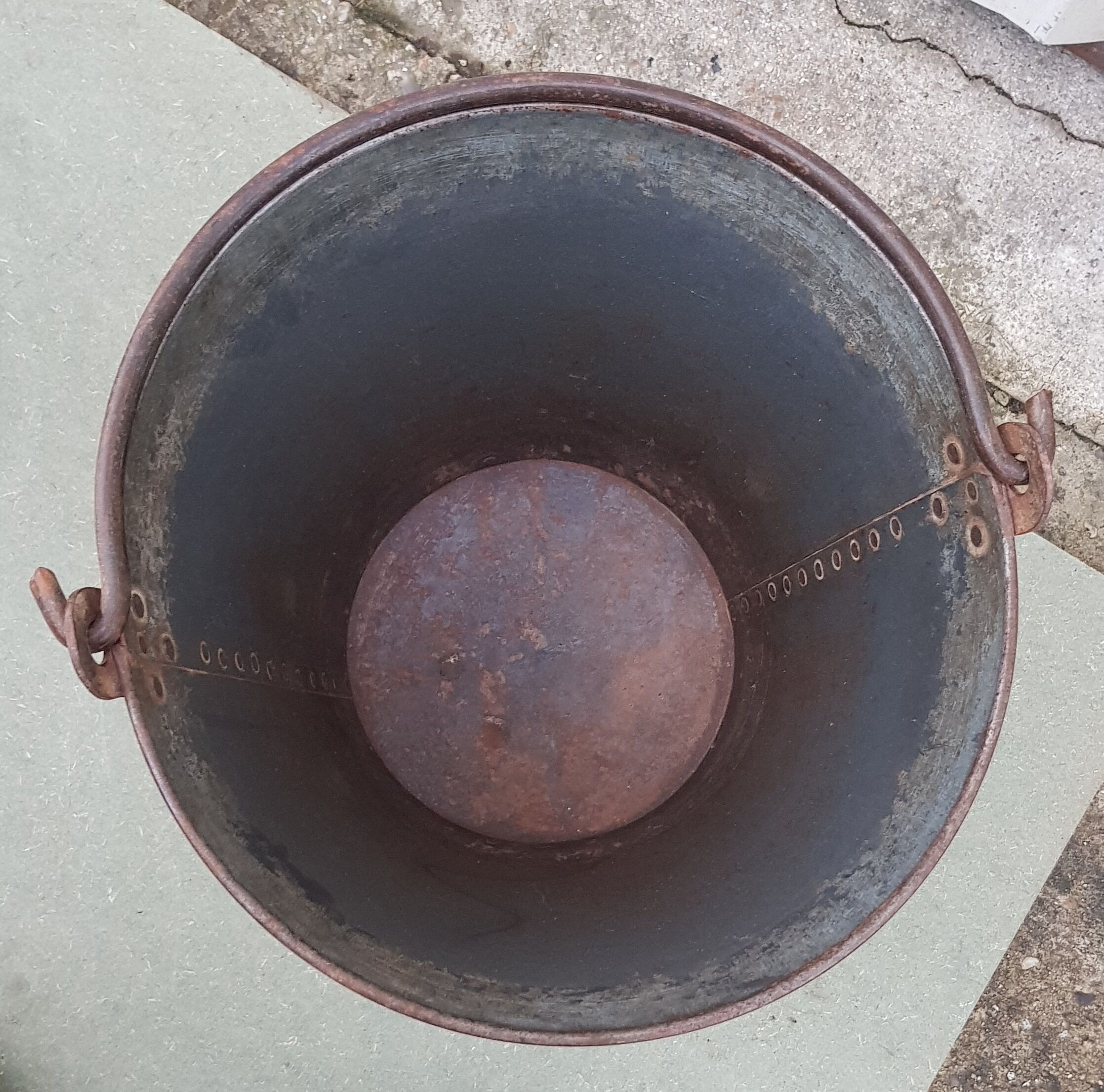 Old thick zinc farmhouse seal