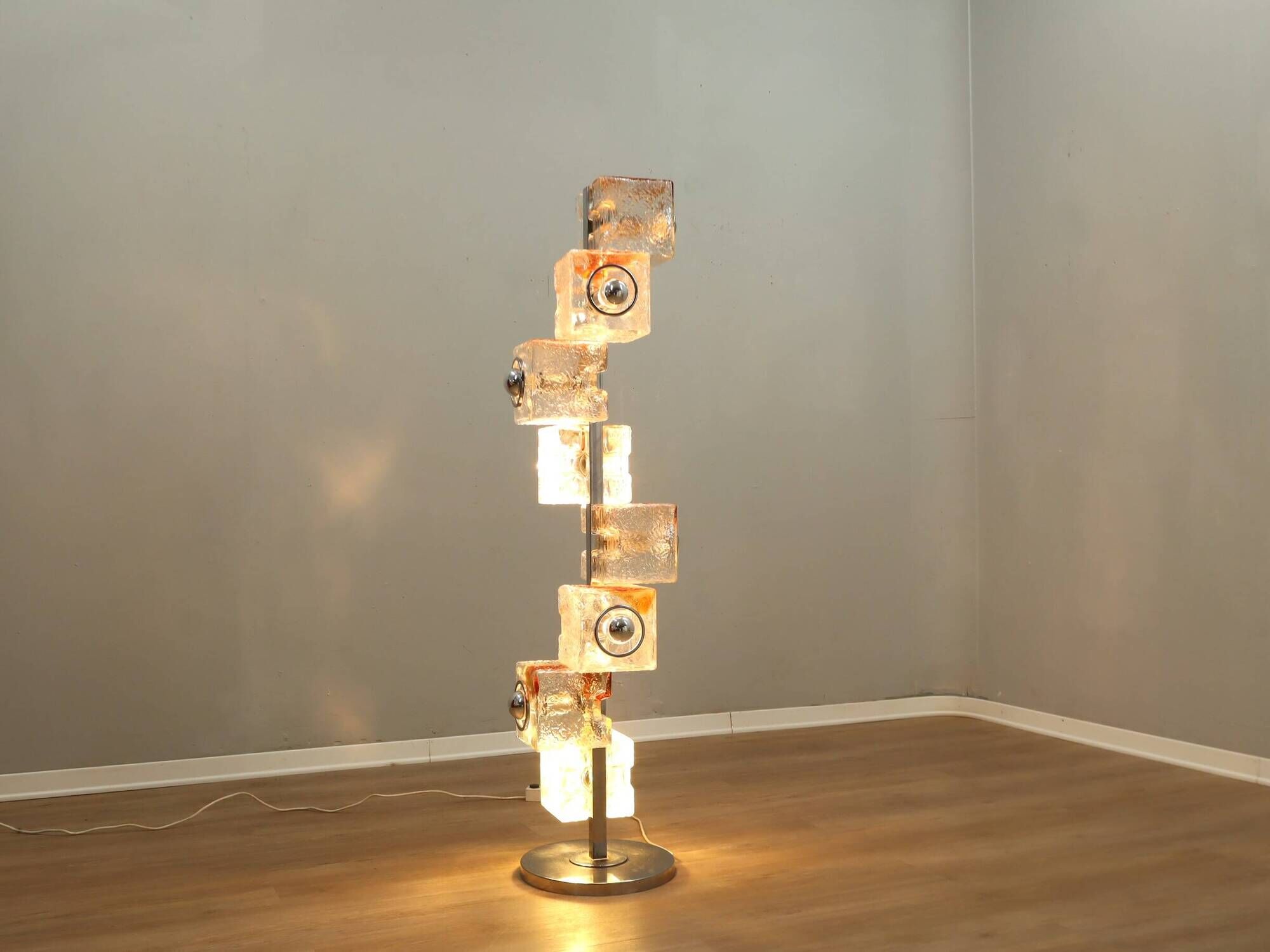 Murano cubic glass floor lamp by Toni Zuccheri for VeArt 1970s