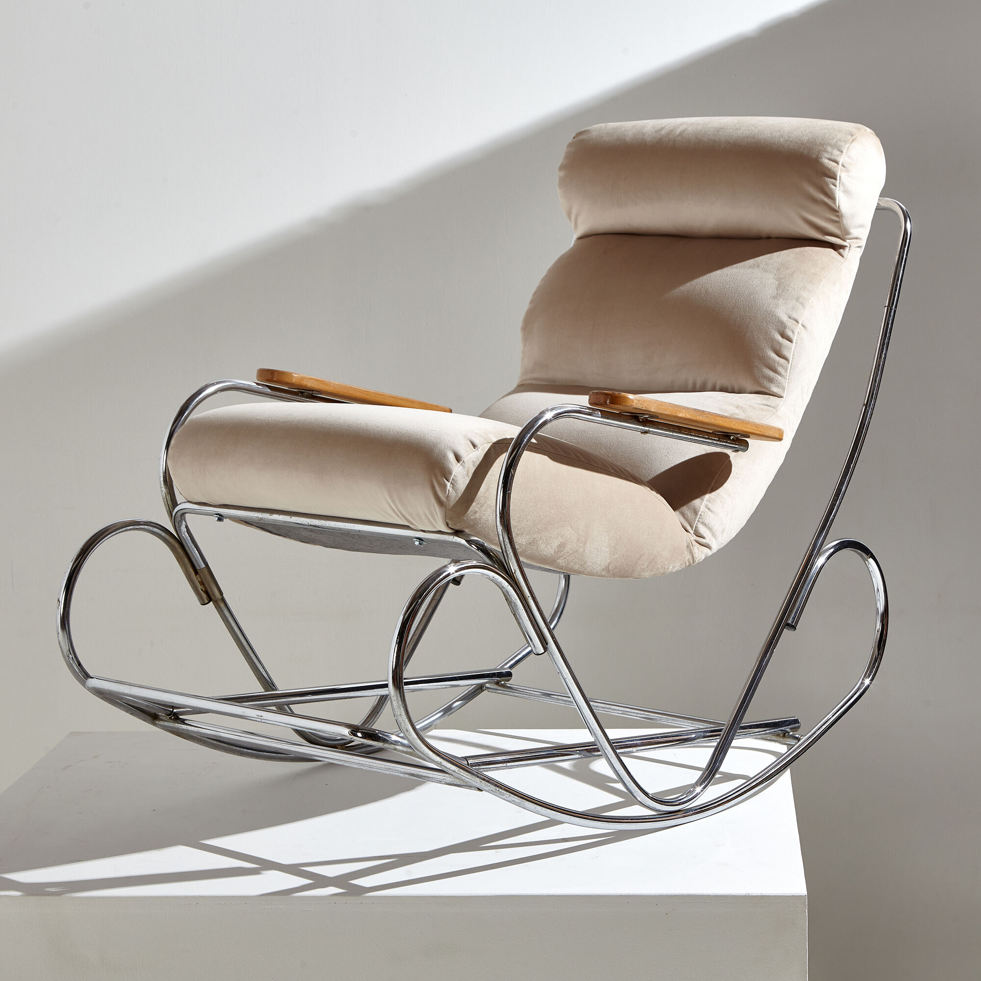Tubular rocking chair