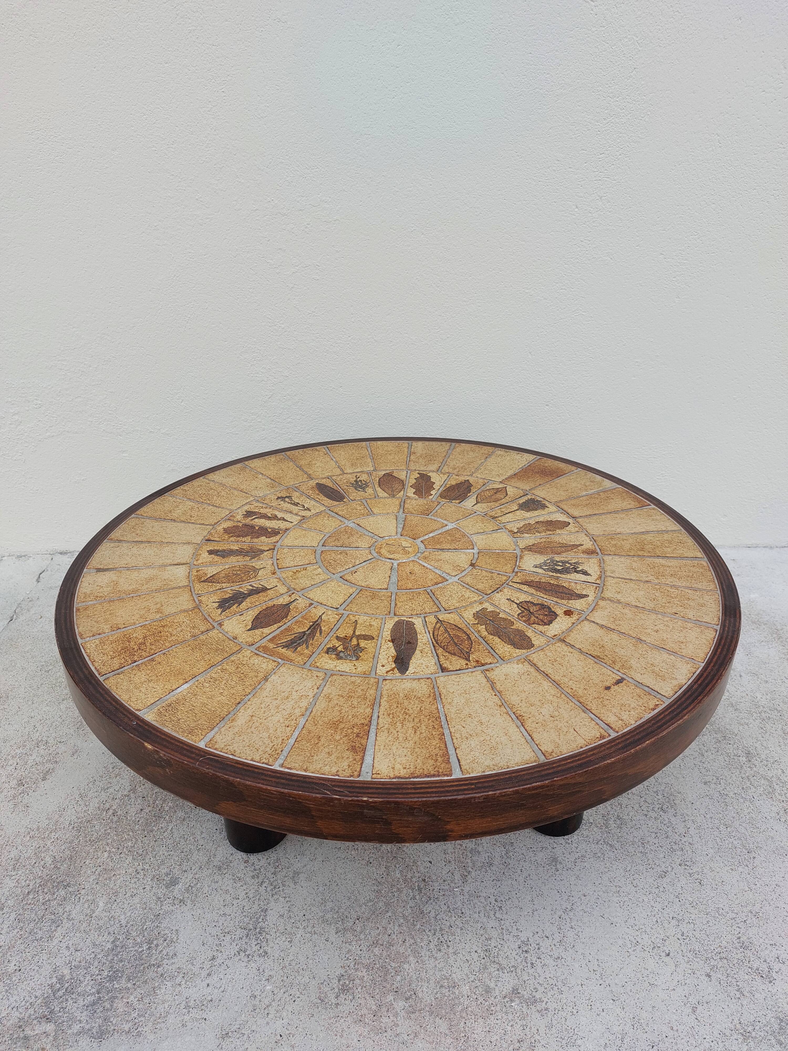 Ceramic coffee table by Roger Capron model Herbarium