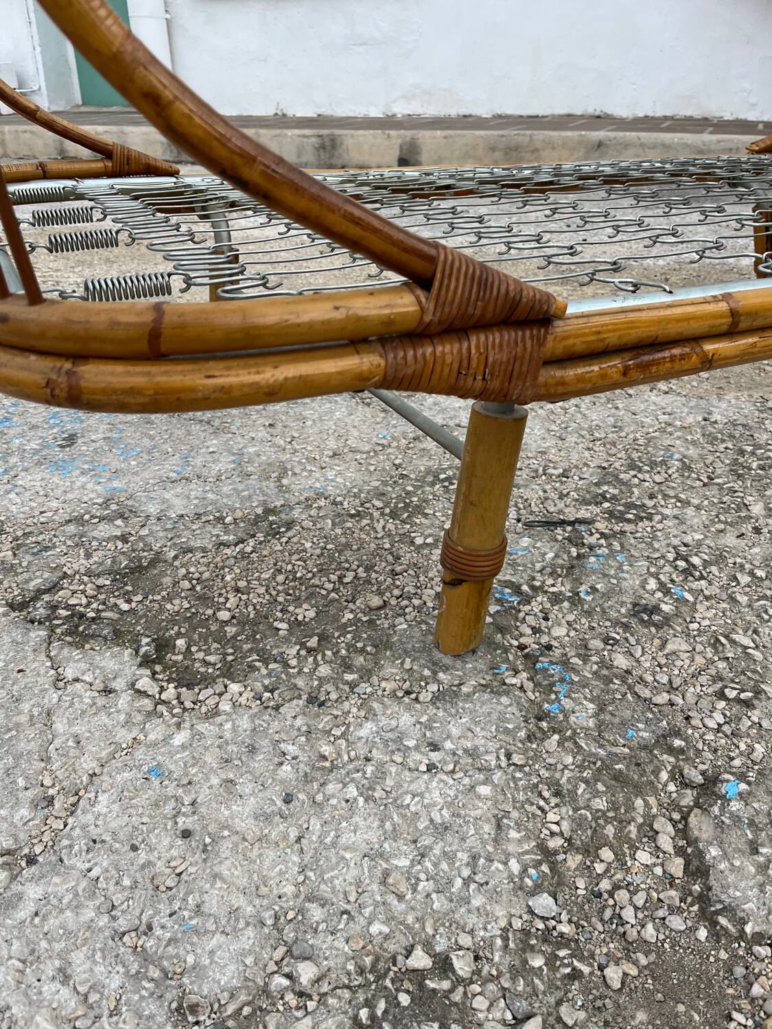 Ondaflex bamboo and rattan daybed 1960