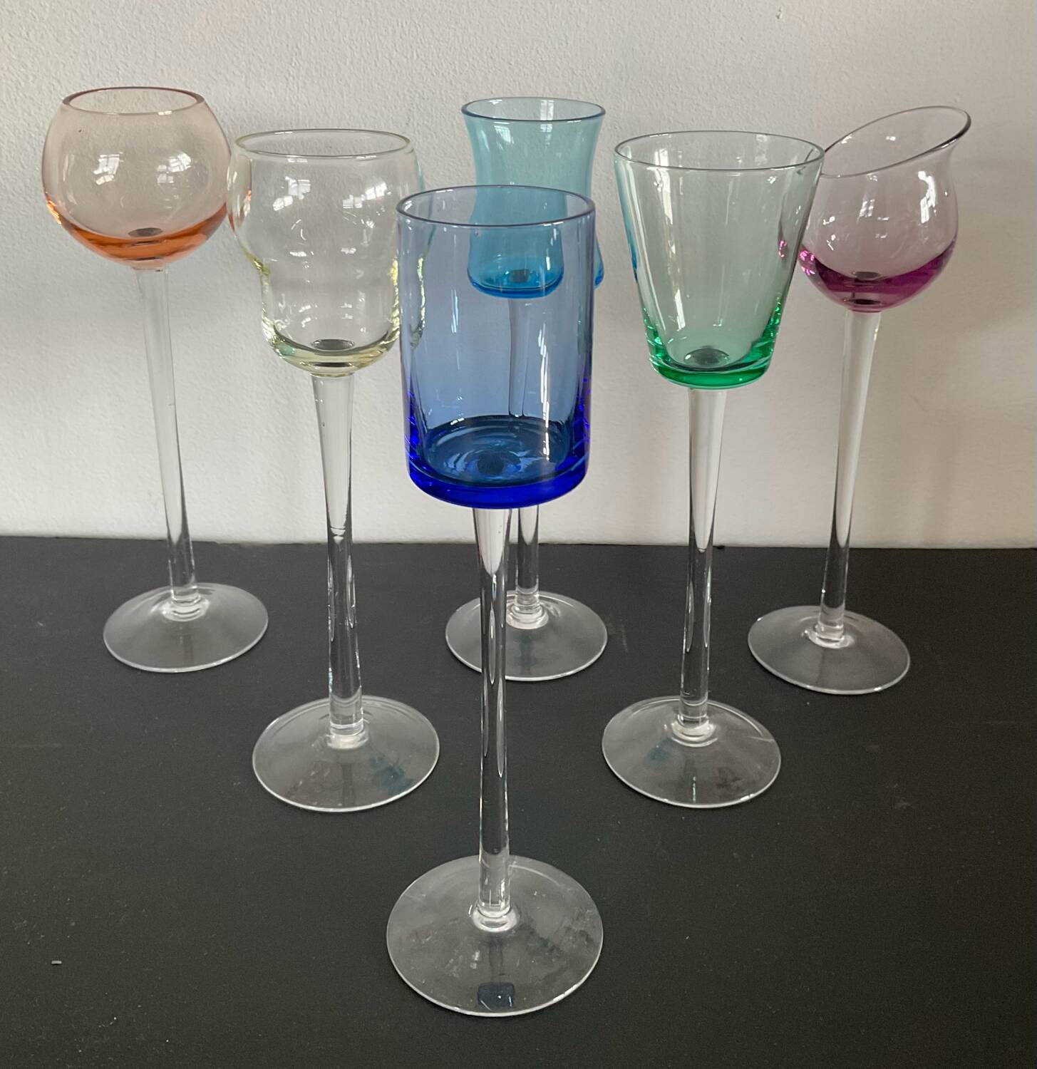Série 6 verres à pied vintage soufflés à la bouche
