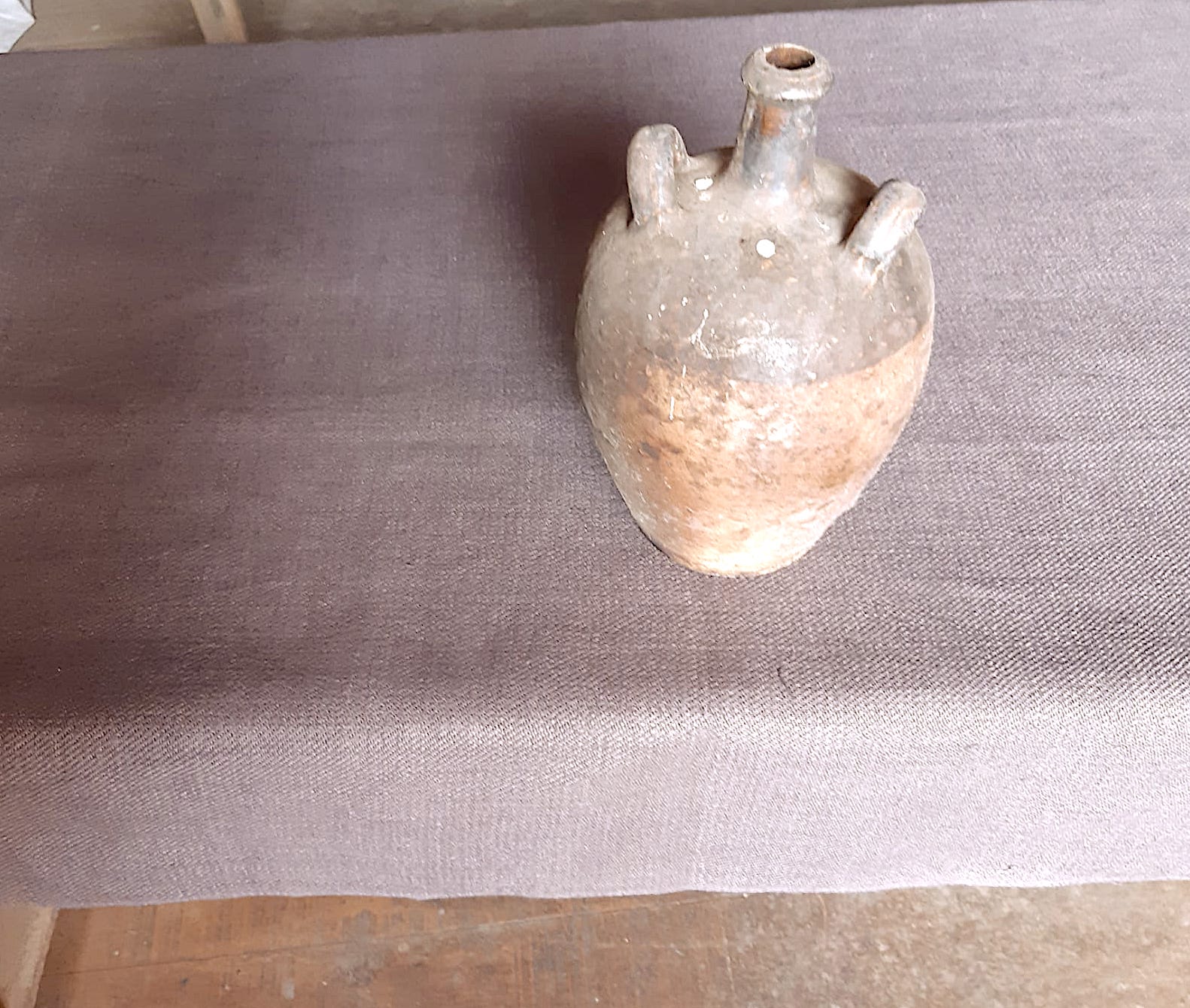 Nappe rustique brune en chanvre lavé teint 1m x 1m80