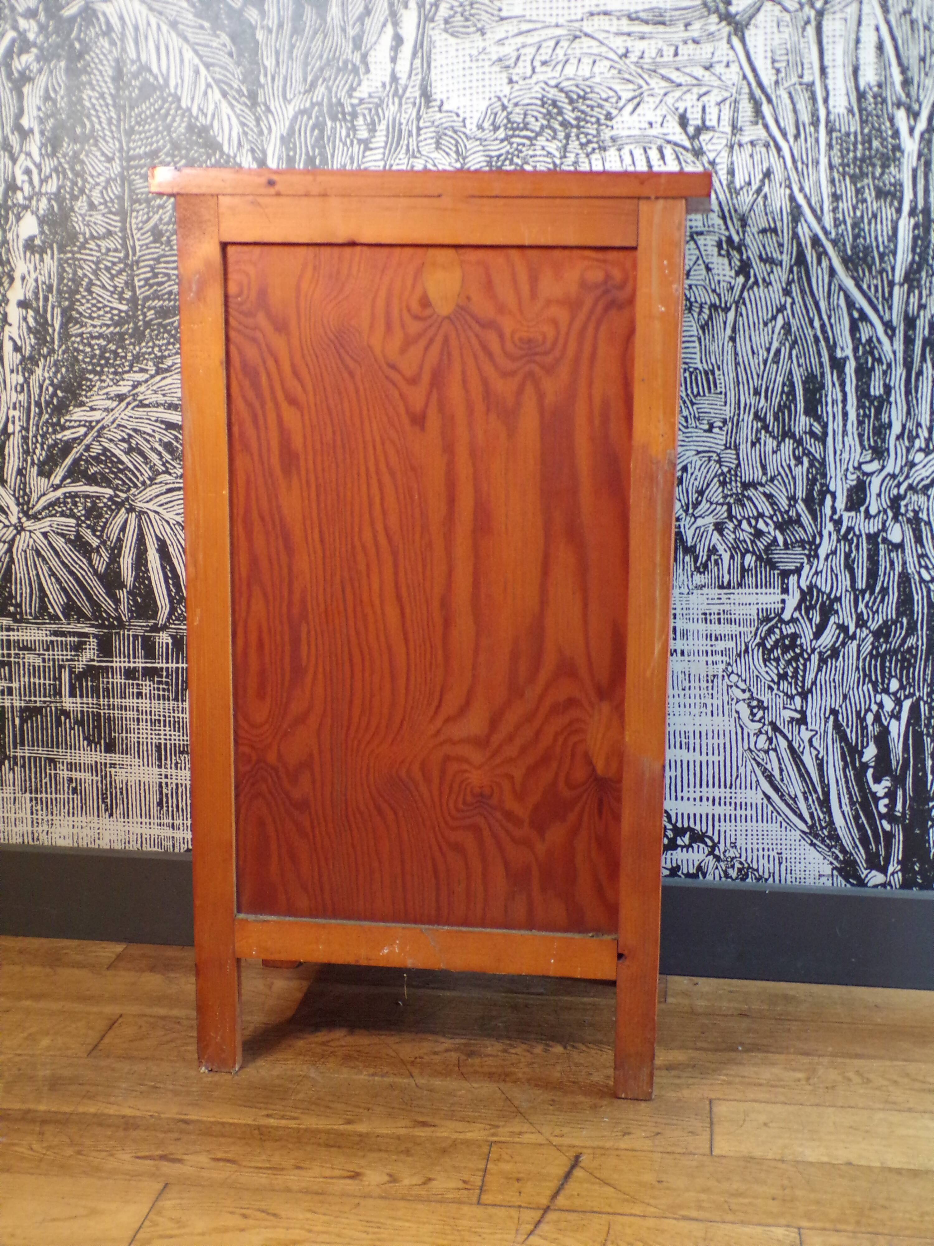 5-drawer pine chest of drawers