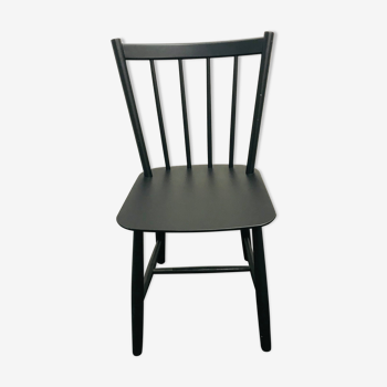 Chair J41 from Hay