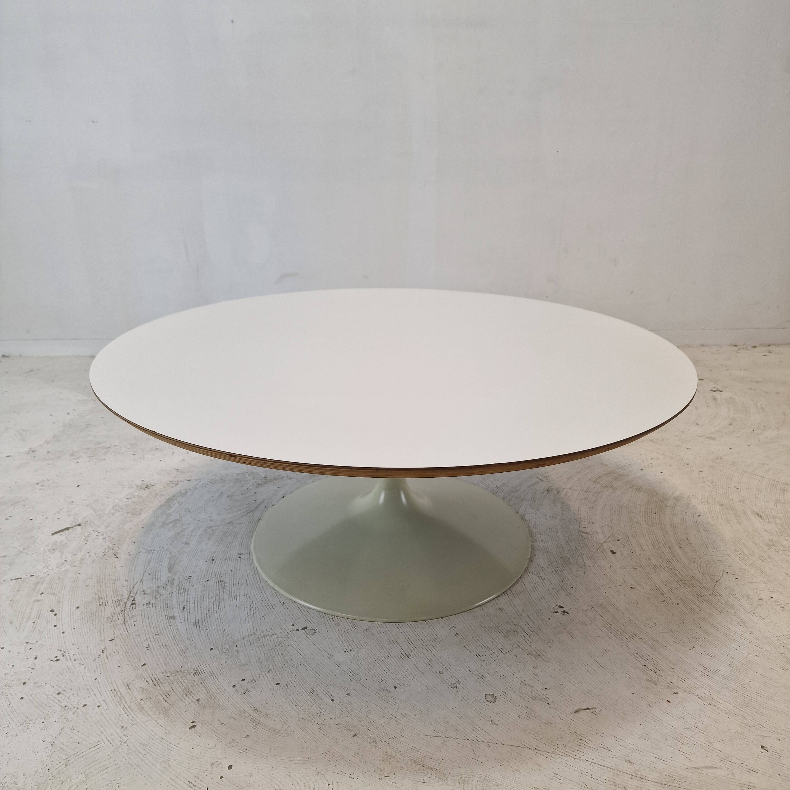 “Circle” Coffee Table by Pierre Paulin for Artifort, 1970s
