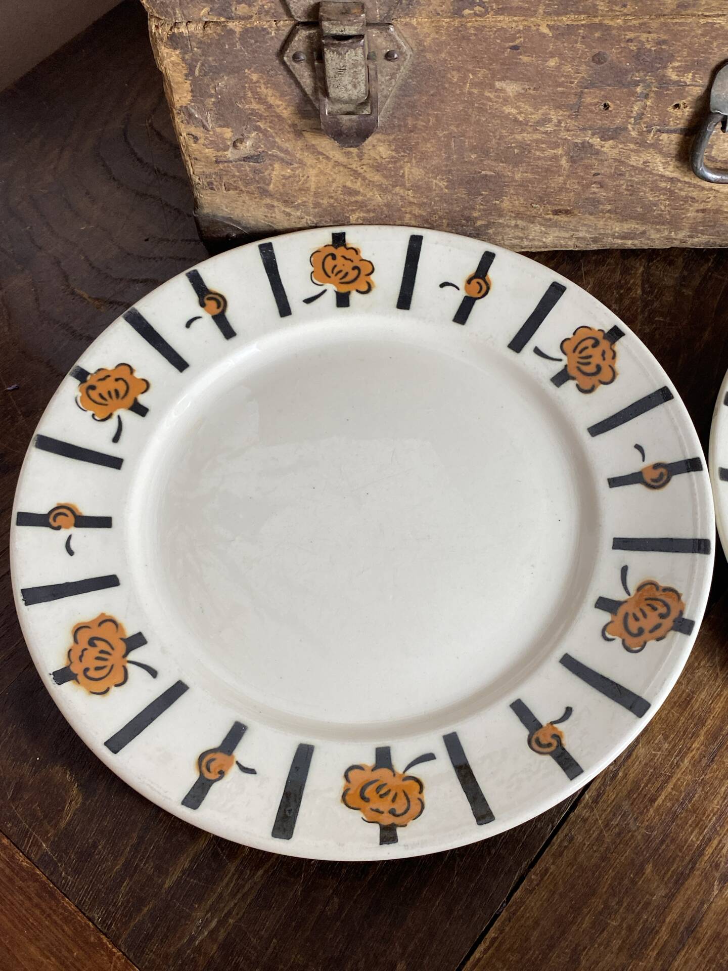 Porcelain plates, Badonviller France