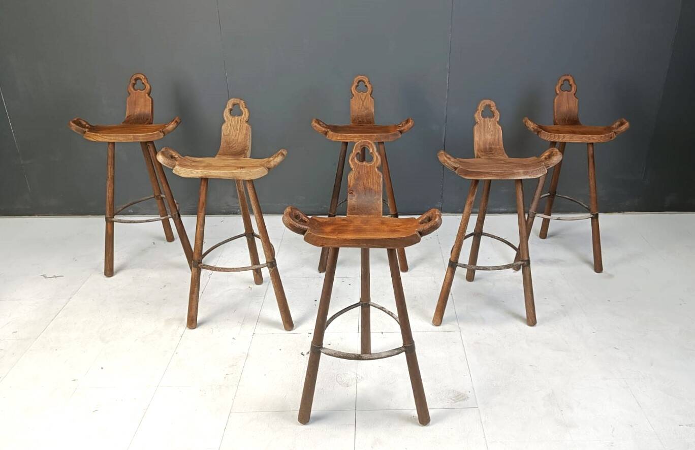 Ensemble de 6 tabourets de bar brutalistes, années 1960