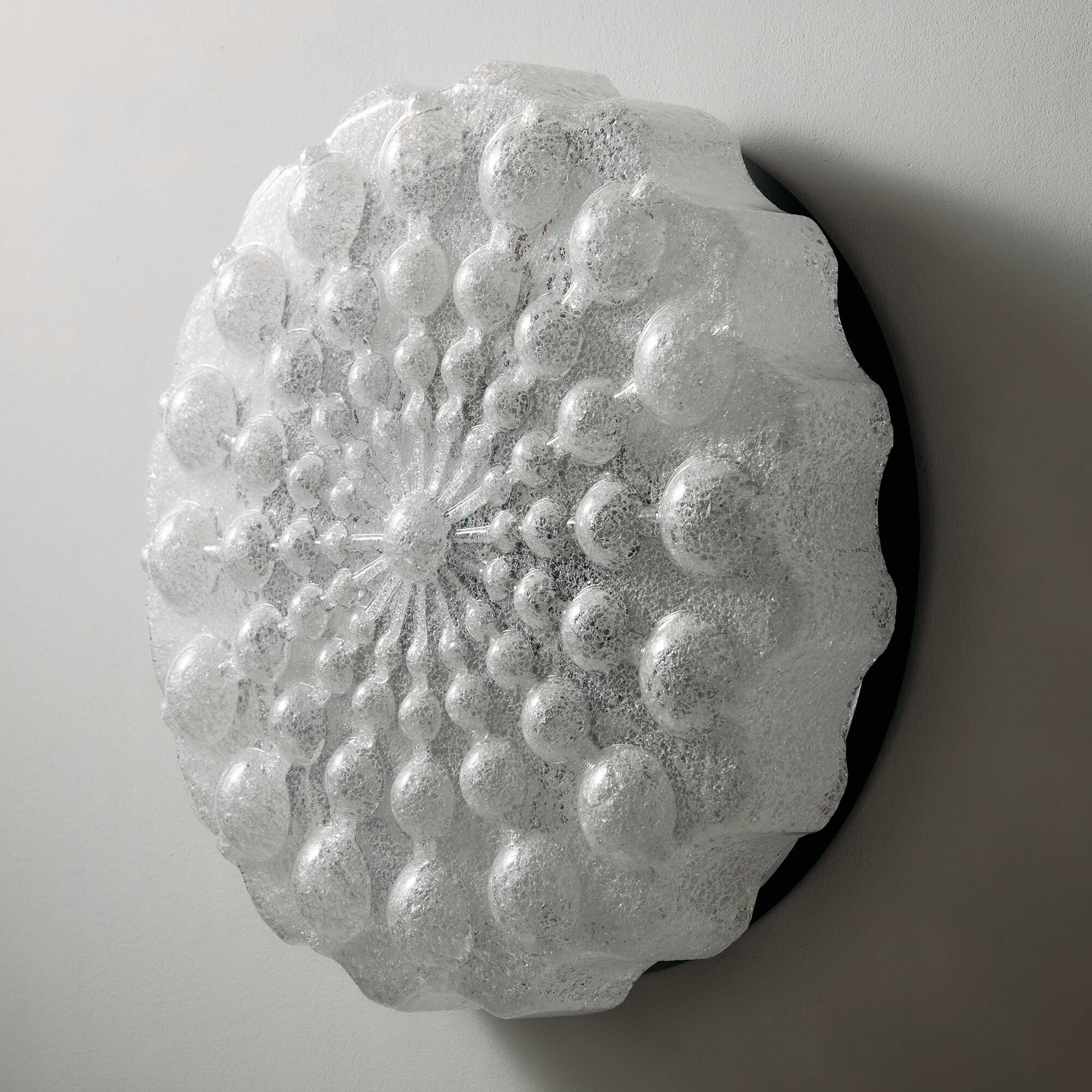 Wall light in metal and plastic
