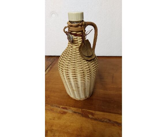 Wicker bottle