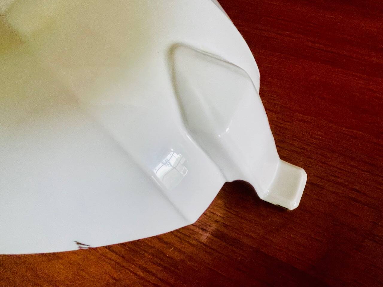 Art Deco soup tureen by Victoria China Czechoslovakia, 1920s