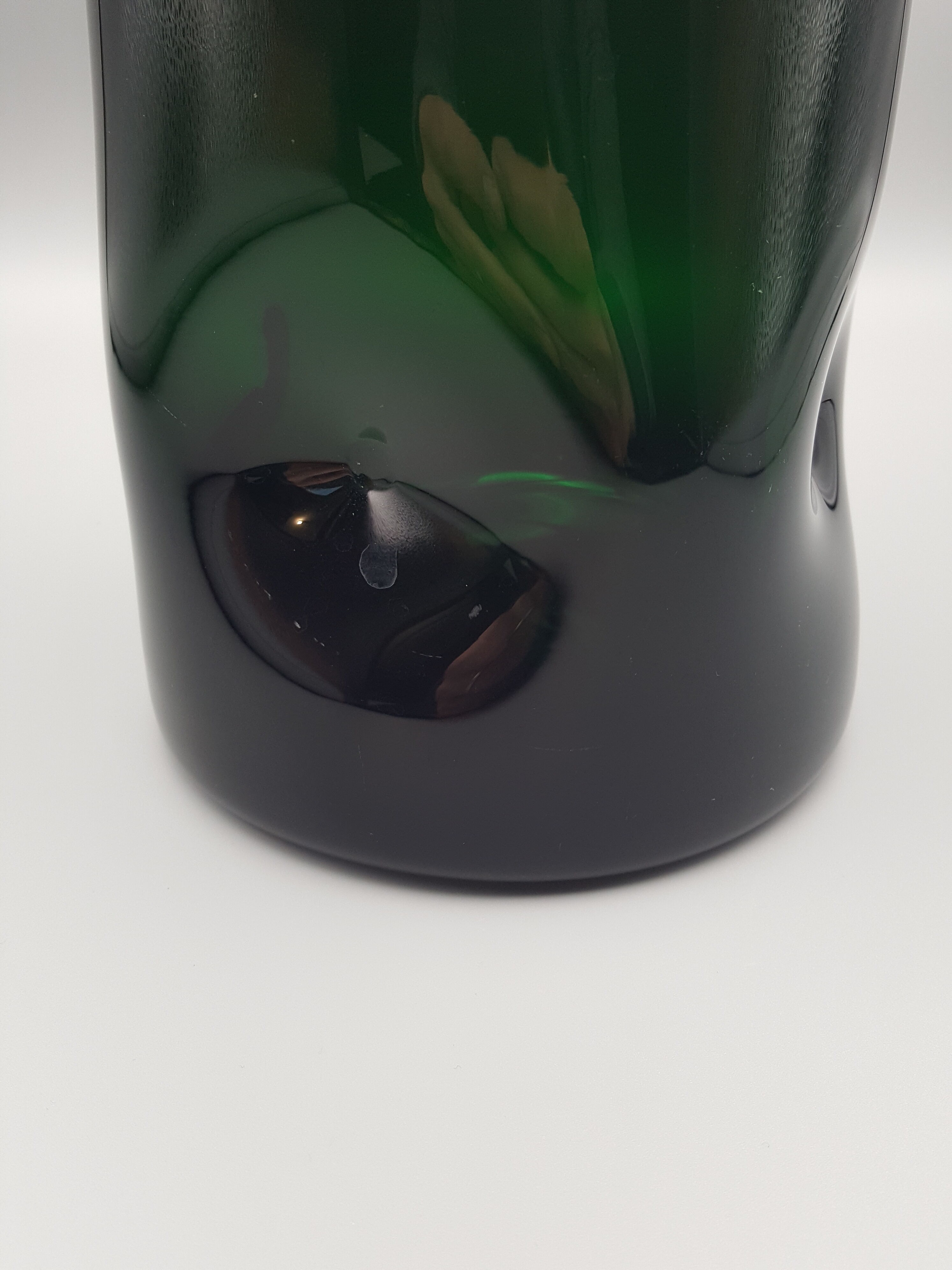 thick blown glass carafe pitcher 2 kg