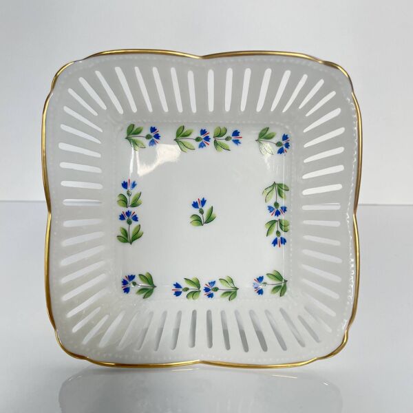 Vide-Poche en Porcelaine -Manufacture du Lys Royal avec décor aux Barbeaux