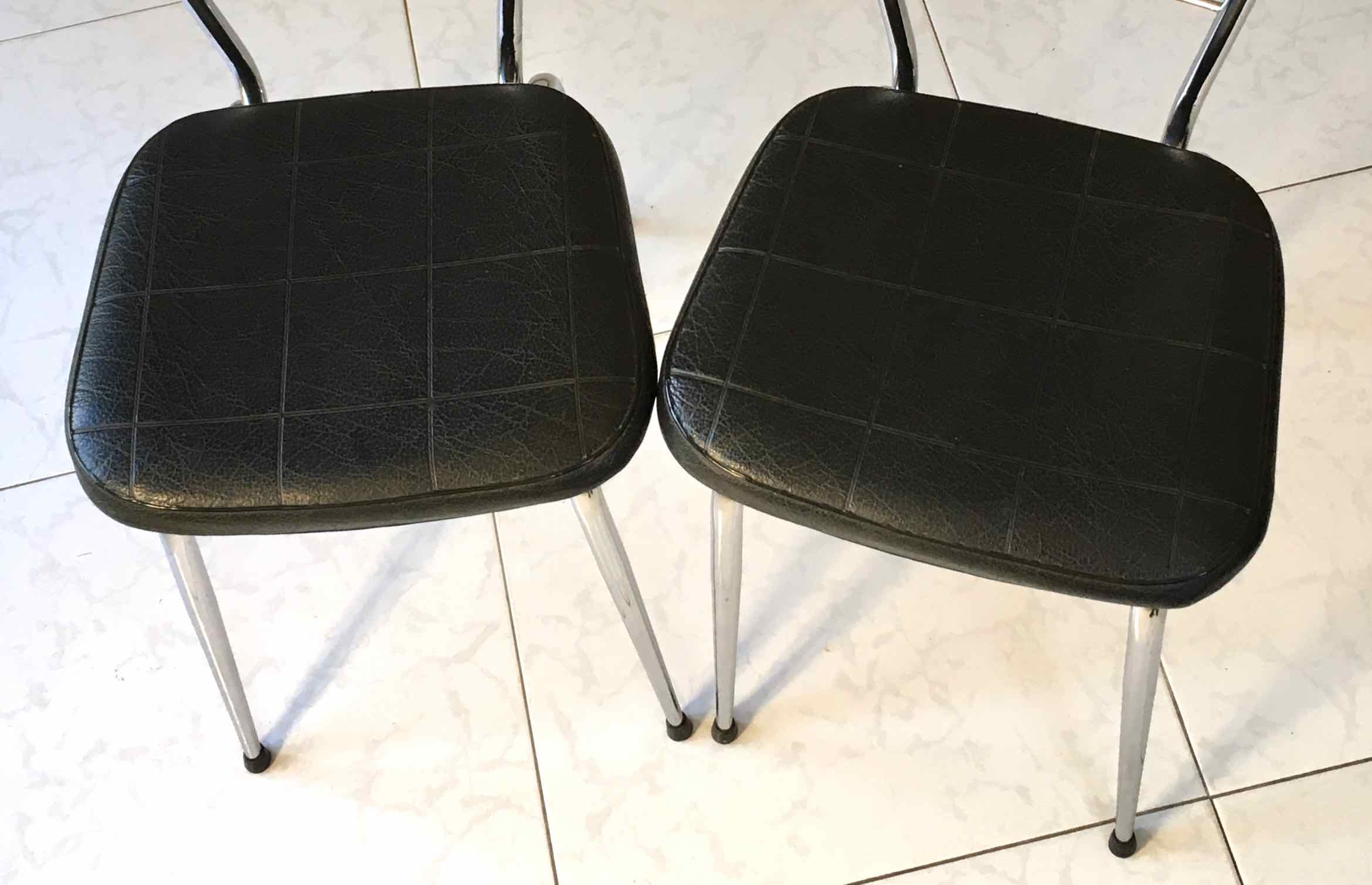 Pair of chairs design 1960-70
