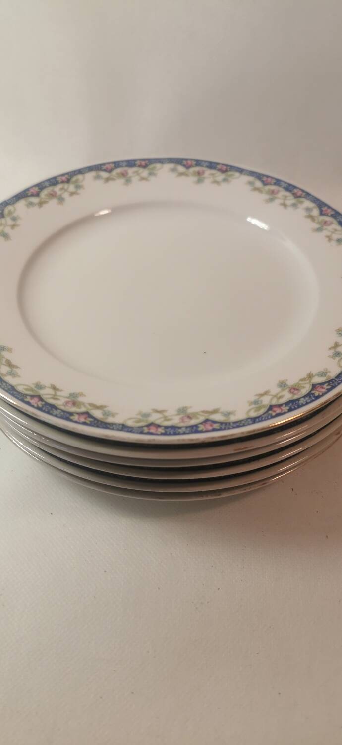 Very beautiful Limoges Porcelain Tea or COFFEE Service 18 pieces