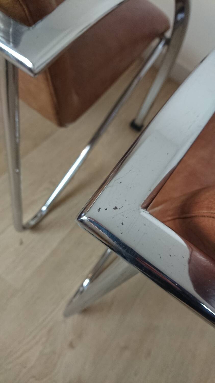 Souvignet plichaise armchair