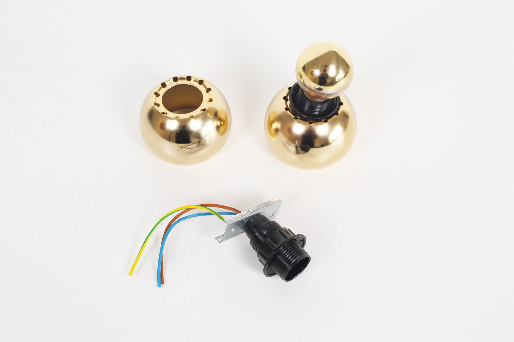 Set (2) of petite playful brass ‘ball’ wall lights, Italy 1970’s