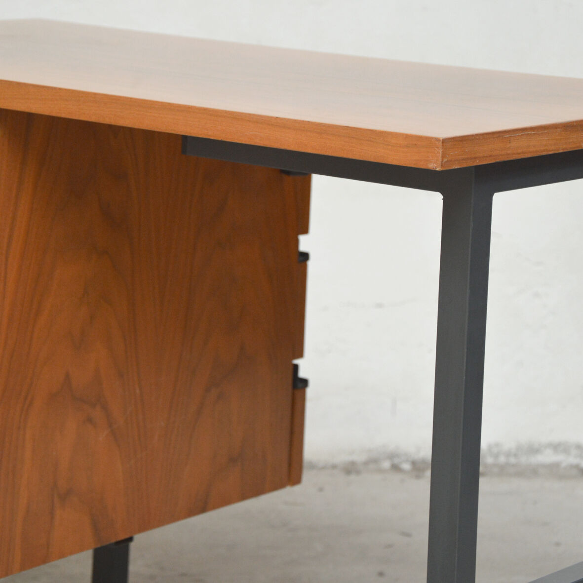 Desk wood and metal, 1970