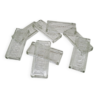 Set of 8 chiseled glass knife holders