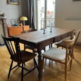 Pegged farm table