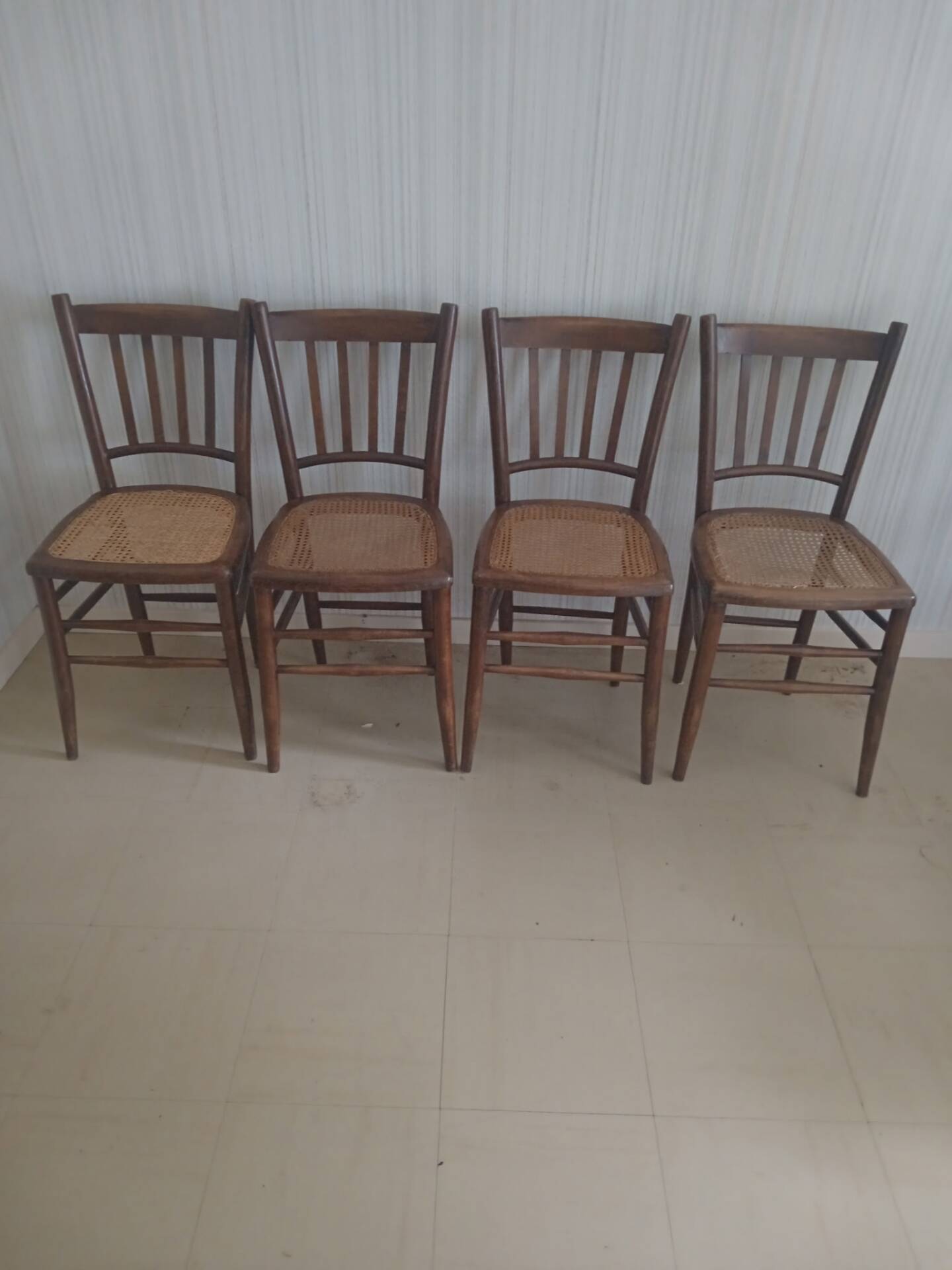 Set of 4 bistro chairs