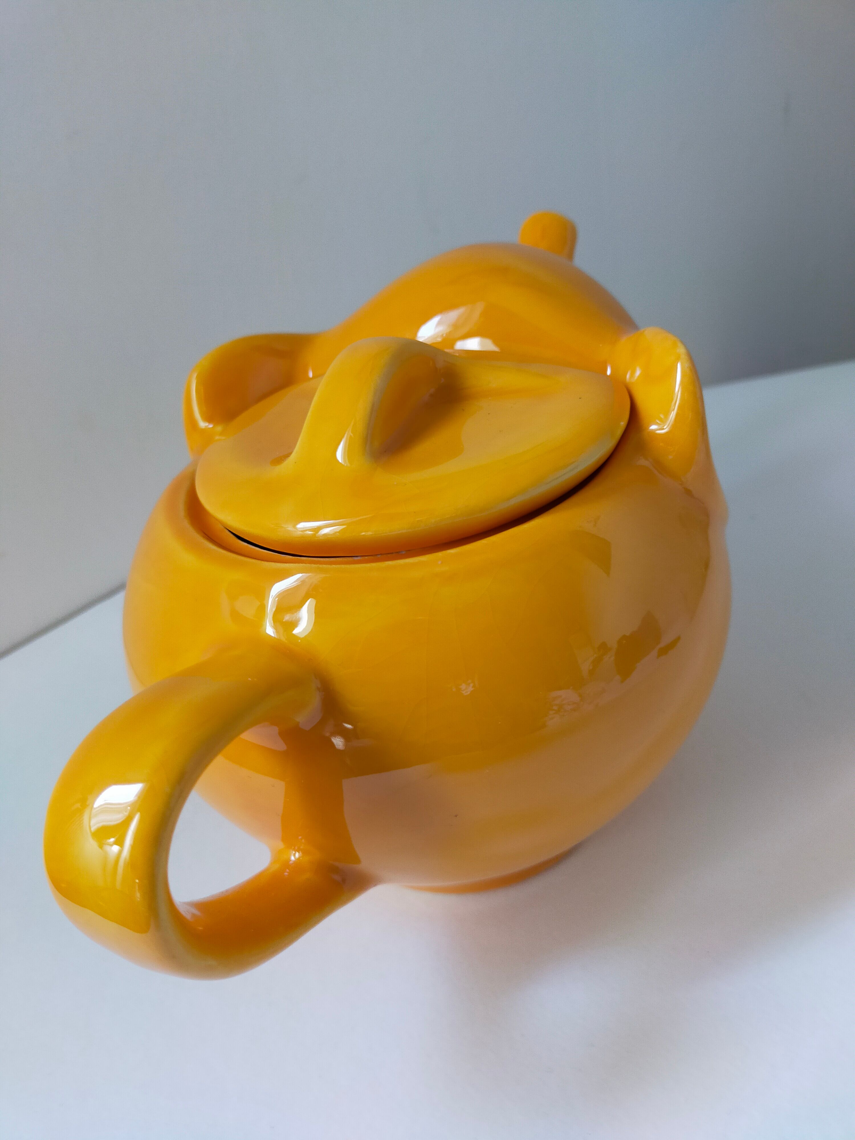 Orange-yellow elephant teapot
