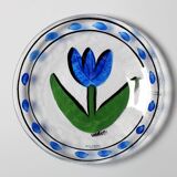Assiette en verre tulipe Kosta Boda : Ulrica Hydman Vallien, design suédois