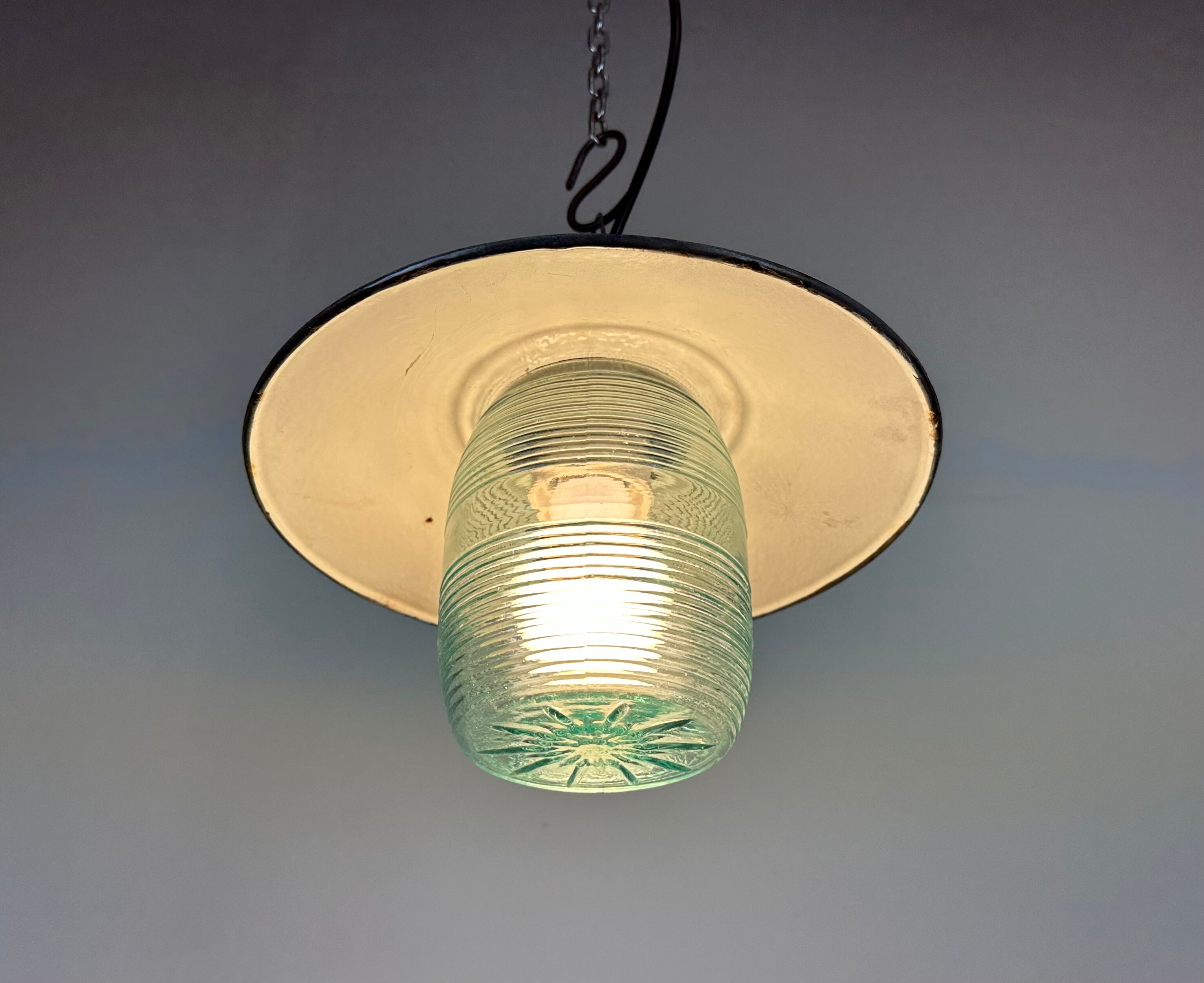 Industrial bakelite green enamel pendant light with ribbed glass, 1970s