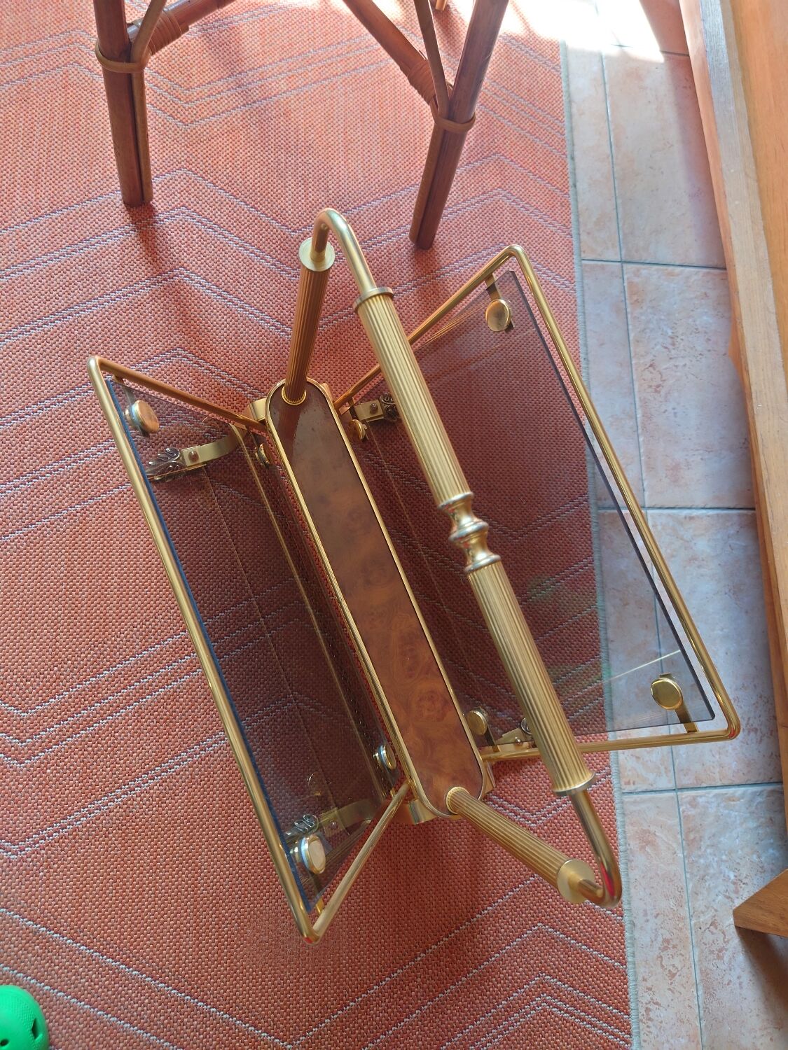Magazine holder