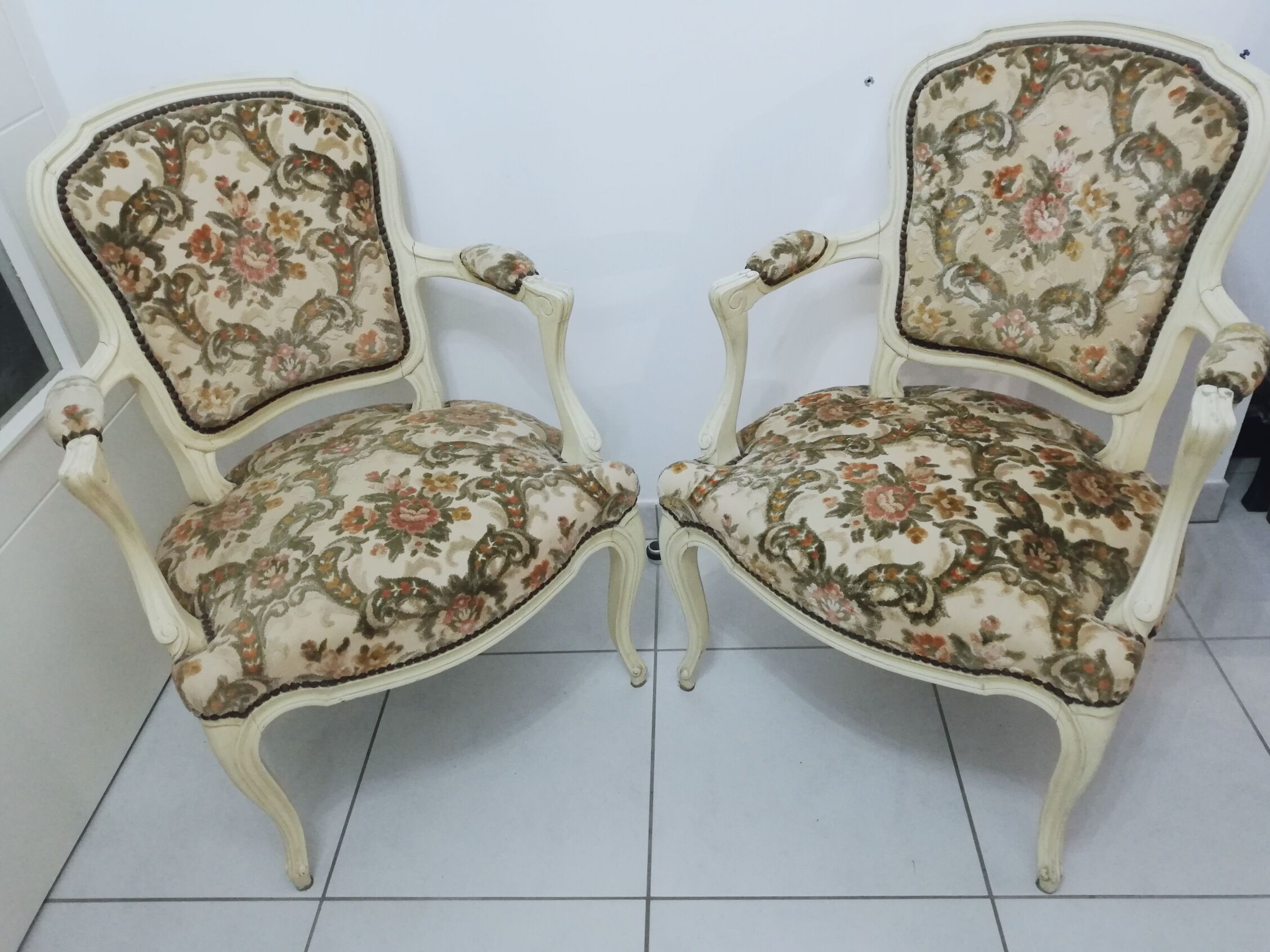 Pair of armchairs in Louis XV style seat and embroidered fabric back