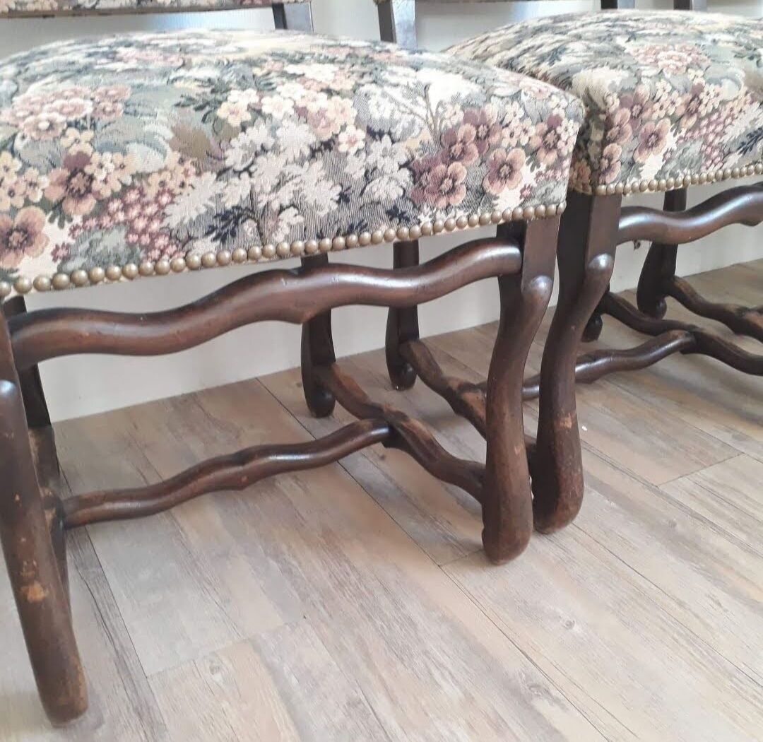 Chairs in the Louis XIII style