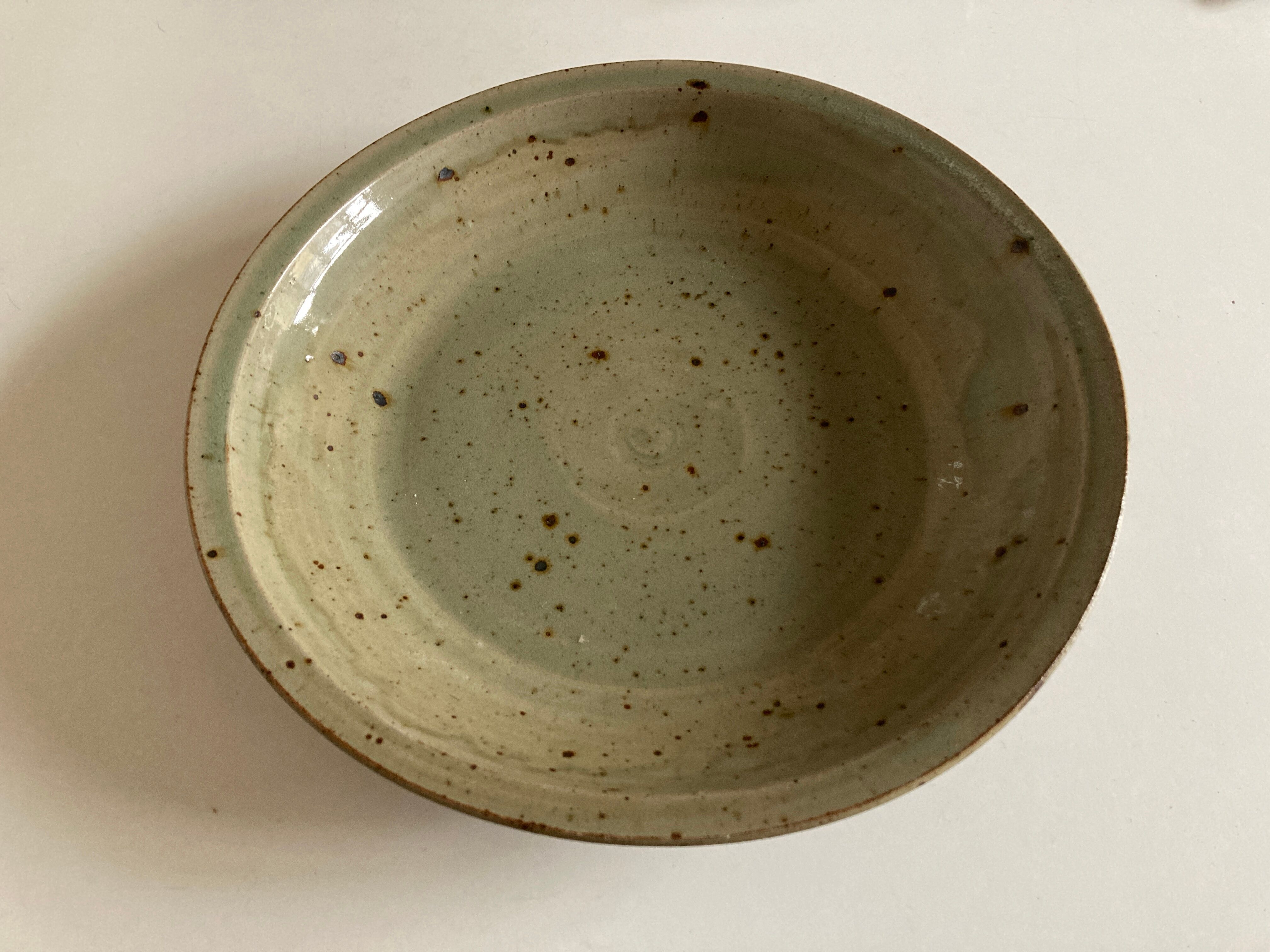 Flat center table in pyrity sandstone swirl Rémi Bonhert 1970 La Borne