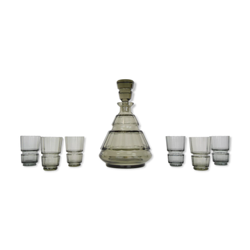 Carafe en verre art déco avec six verres bohême années 1930.