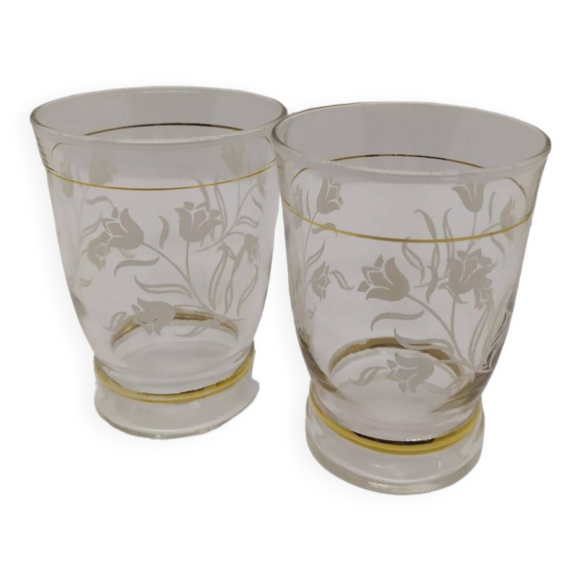 Vintage glasses with rose pattern
