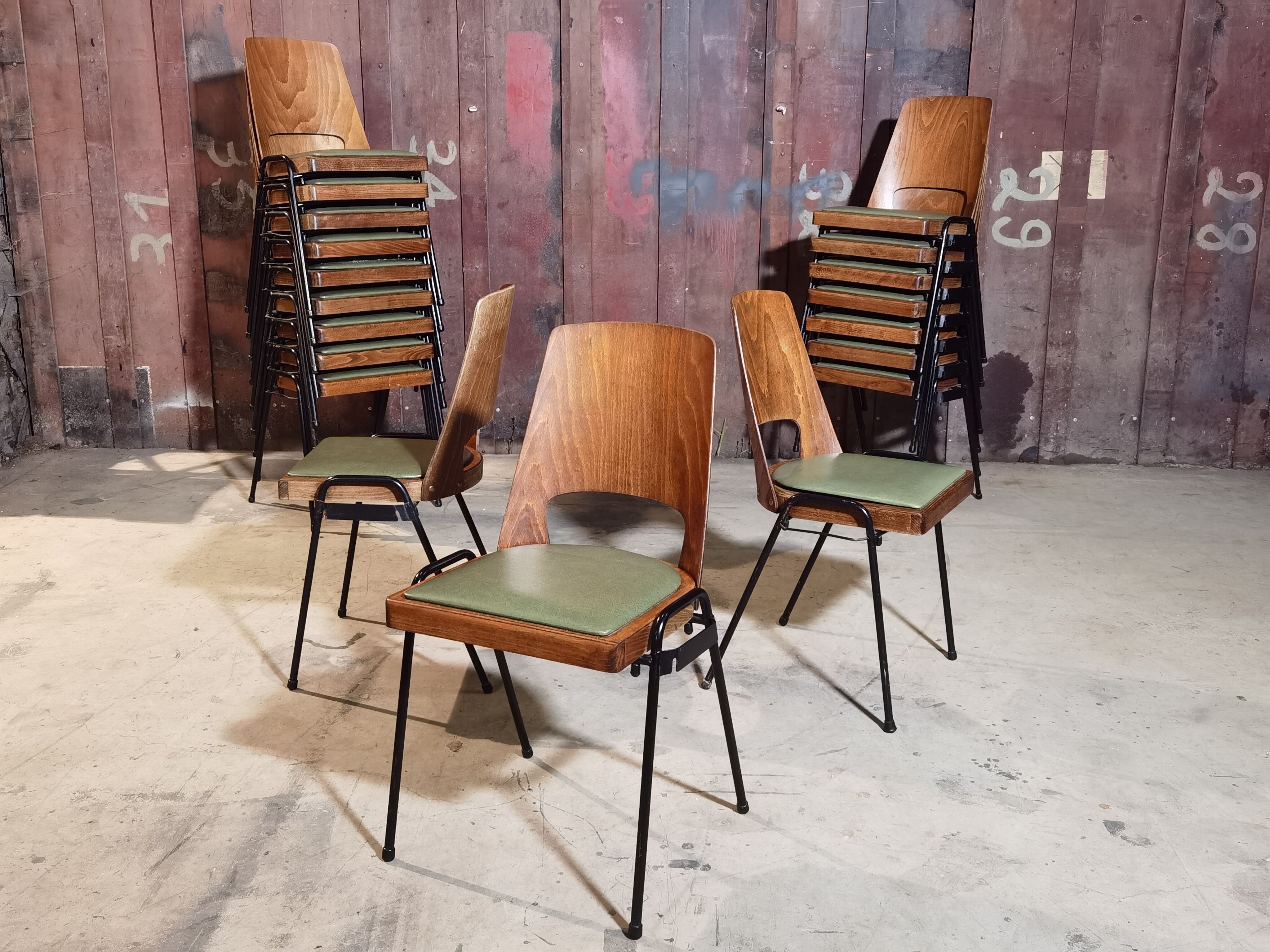 Lot of 19 chairs Baumann Manhattan skai green
