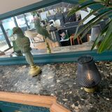 Buffet art deco relooké bleu vert canard, dessus marbre, poignées laiton, vintage shabby chic
