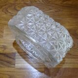 Square ceiling light in transparanting chiseled glass