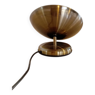 Tilting table lamp