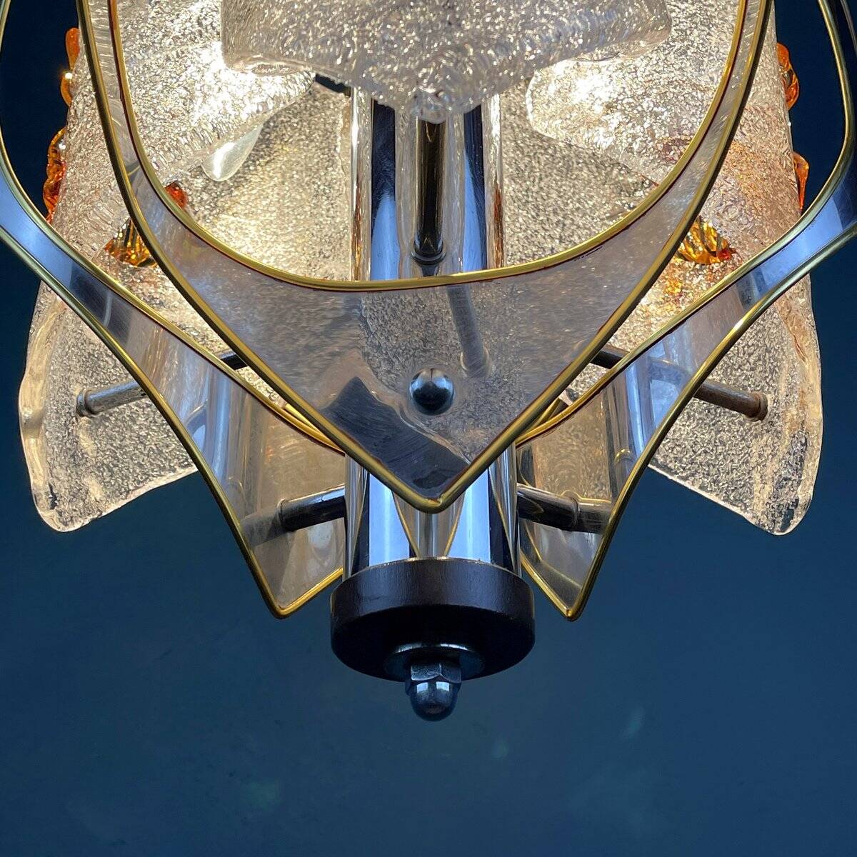 Amber chrome chandelier Murano mid-century by Toni Zuccheri for Mazzega, Italy, 1970s.